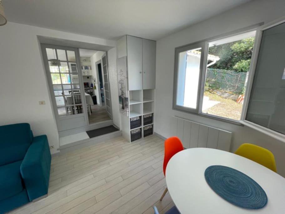 Вілла Adorable Petite Maison A 400M De La Mer Сен-Жорж-де-Дідонн Екстер'єр фото